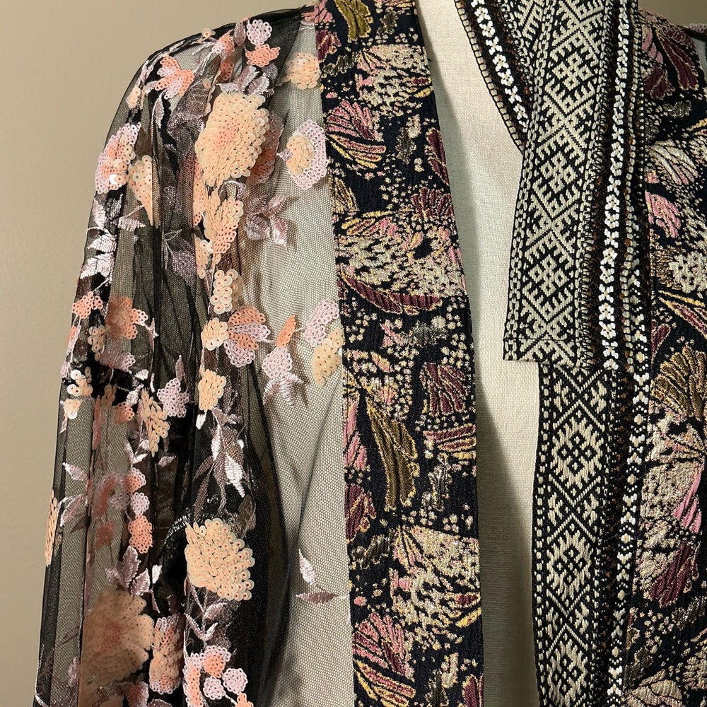 IN EARNEST BY BYRON LARS
KIMONO OR DUSTER-NEW - Picture 11 of 13
